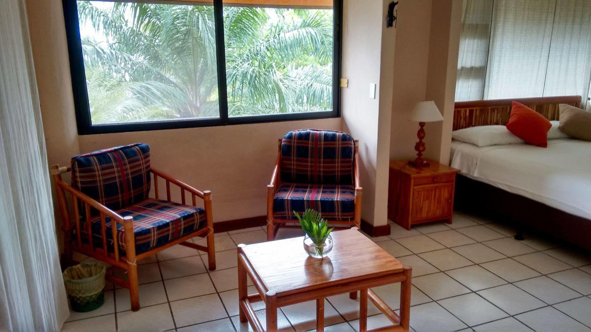 Banana Palms Hotel リオ・ドゥルセ エクステリア 写真