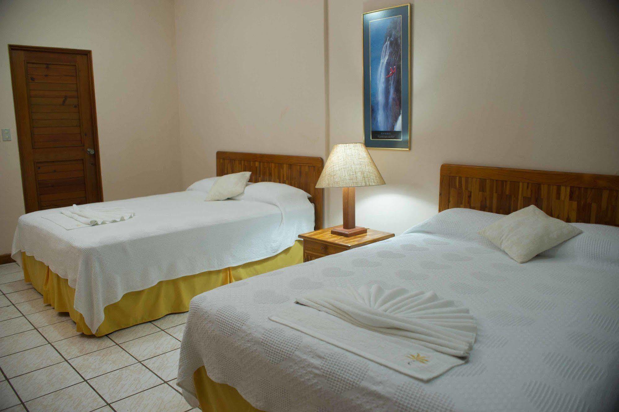 Banana Palms Hotel リオ・ドゥルセ エクステリア 写真